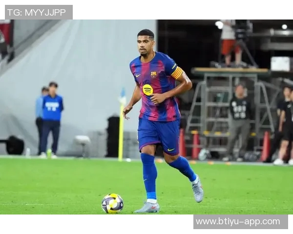 西甲激战：利物浦大胜巴萨红牌事件引发全场热议