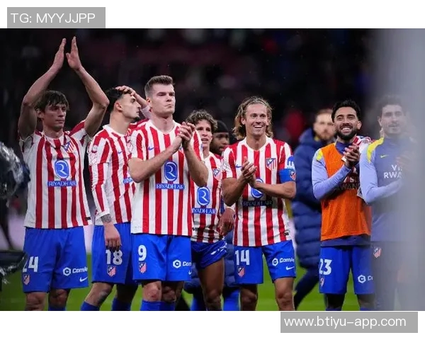 国王杯激战巴萨大胜那不勒斯乌龙球引发全场狂欢与转会猜想