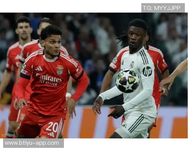 英超赛场惊现冷门皇马3-0战胜多特蒙德引发争议判罚热议