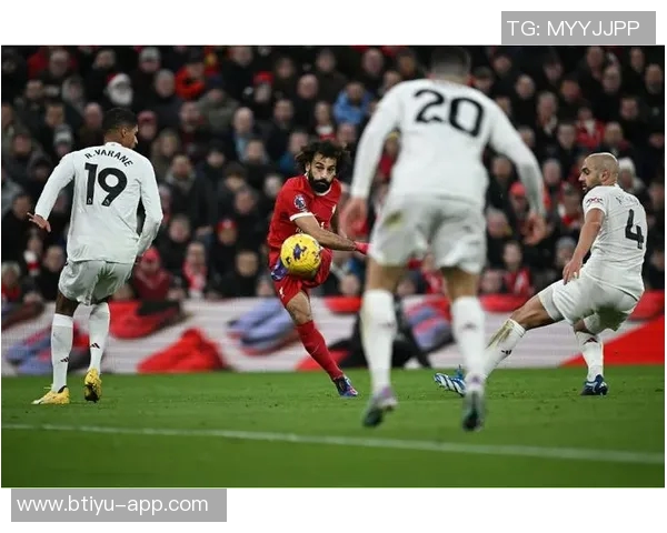 足总杯激战曼联大胜利物浦点球大战引爆全场激情