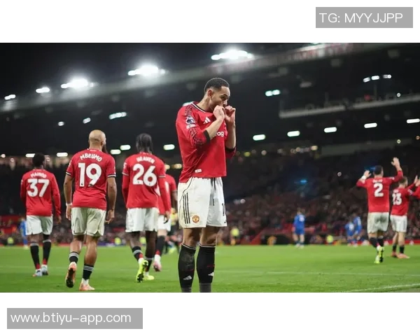 国王杯激战曼联逆转马竞乌龙球引发全场热议与争议判罚